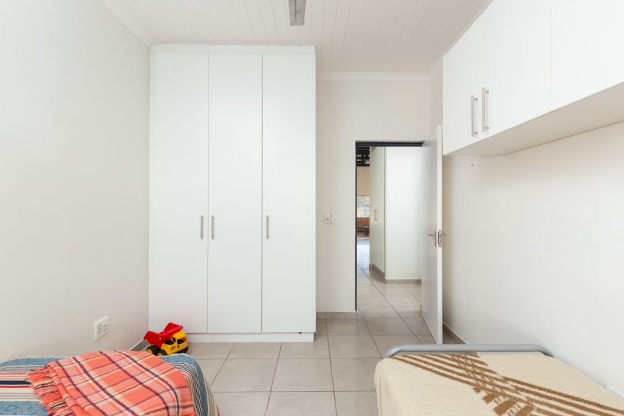 2 Bedroom Property for Sale in Laaiplek Western Cape